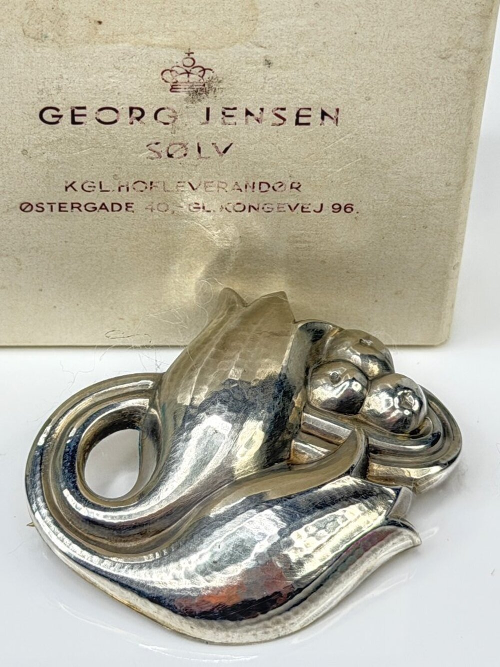 Mid-Century Georg Jensen No. 4A Sterling Silver Leaf Berry Brooch JR2164
